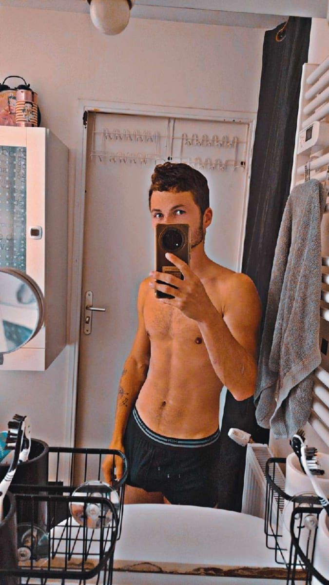 Jawad - Gay club à Zizers Profil de Jawad, 36 ans, Gay club à Zizers (Grisons)