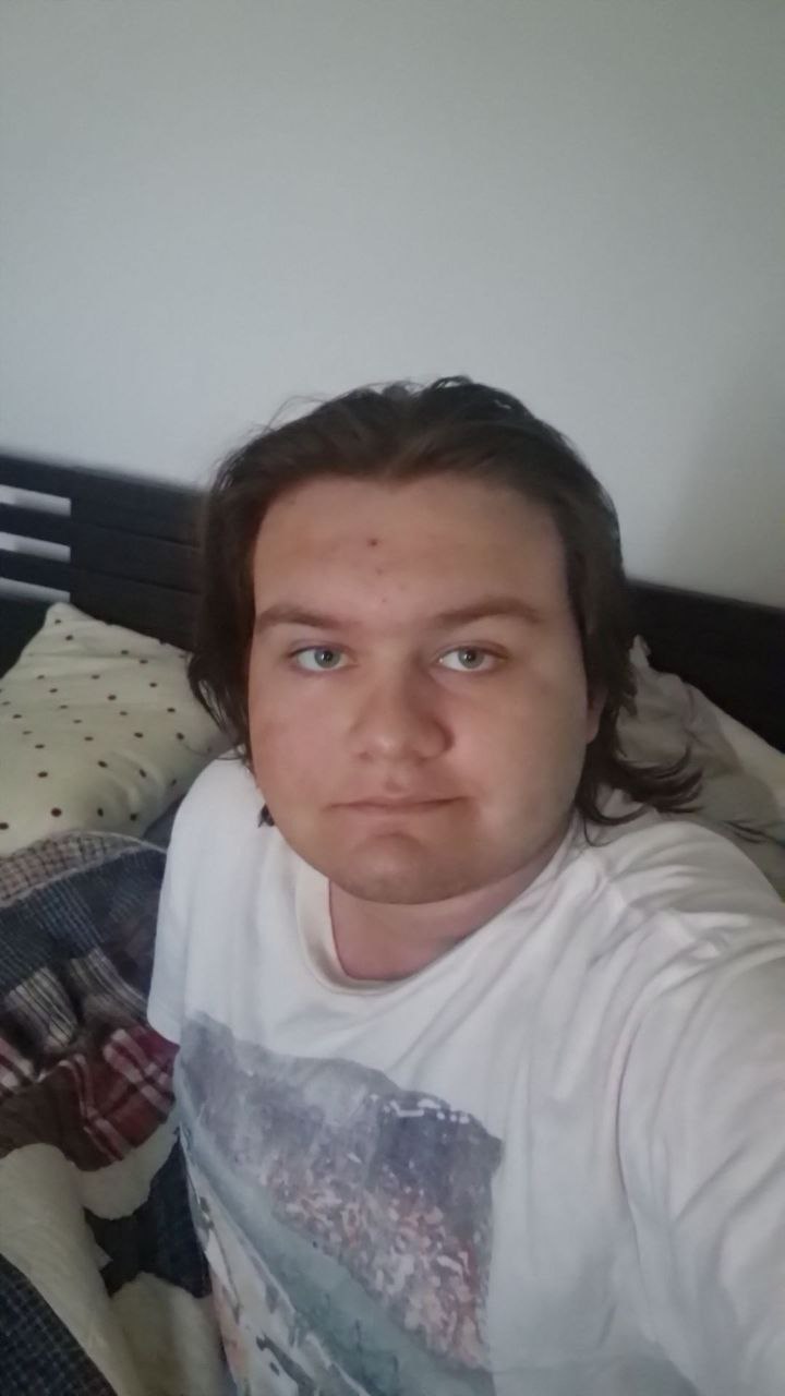 Profil de Djebril, 28 ans, Gay club à Port (Berne)