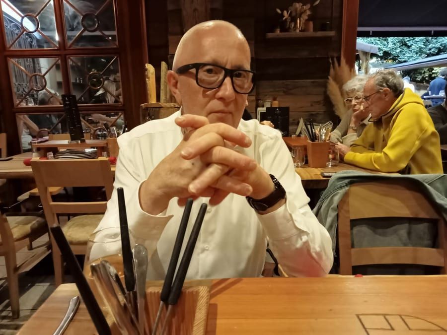 Profil de Anwar, 40 ans, Gay club à Vésenaz (Genève)