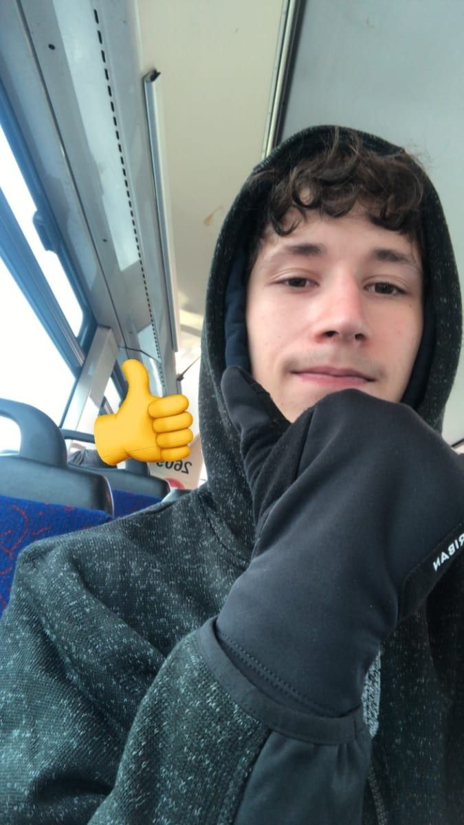 Profil de Léontin, 29 ans, Gay club à Epesses (Vaud)