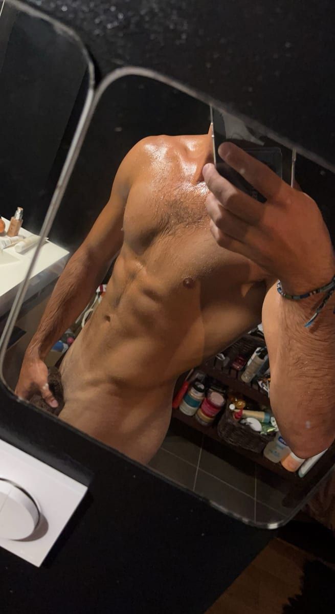 Profil de Iliann, 38 ans, Gay club à Zugerberg (Zoug)