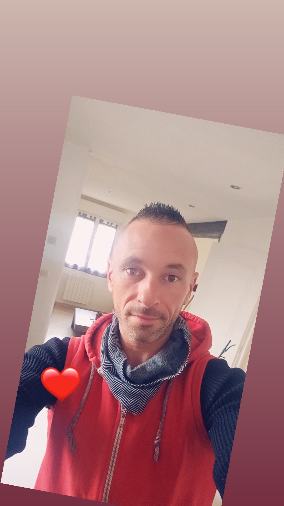 Profil de Levy, 34 ans, Gay club à Port (Berne)