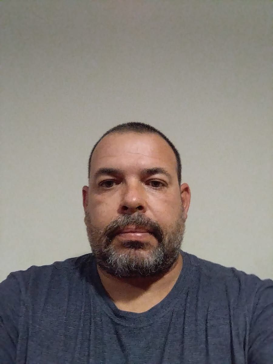 Profil de Stelio, 35 ans, Gay club à Grindelwald (Berne)
