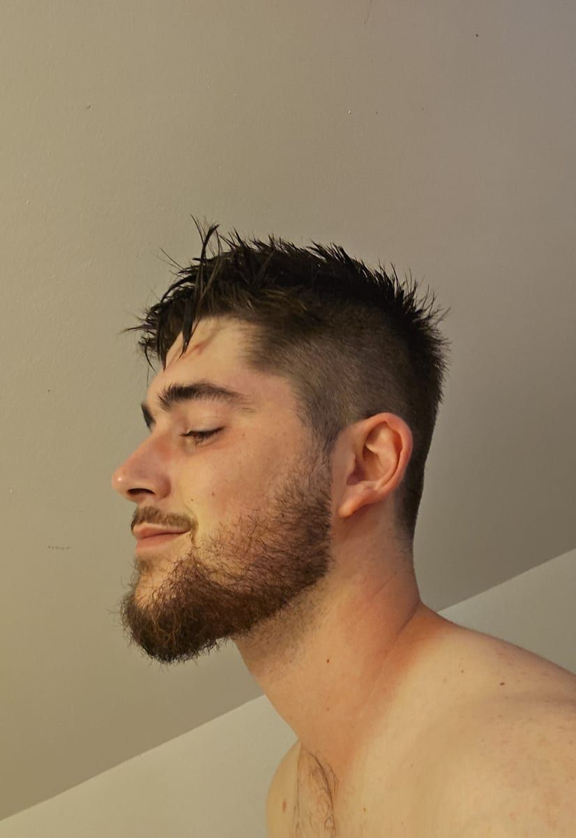 Profil de Egan, 31 ans, Gay club à Eclépens (Vaud)