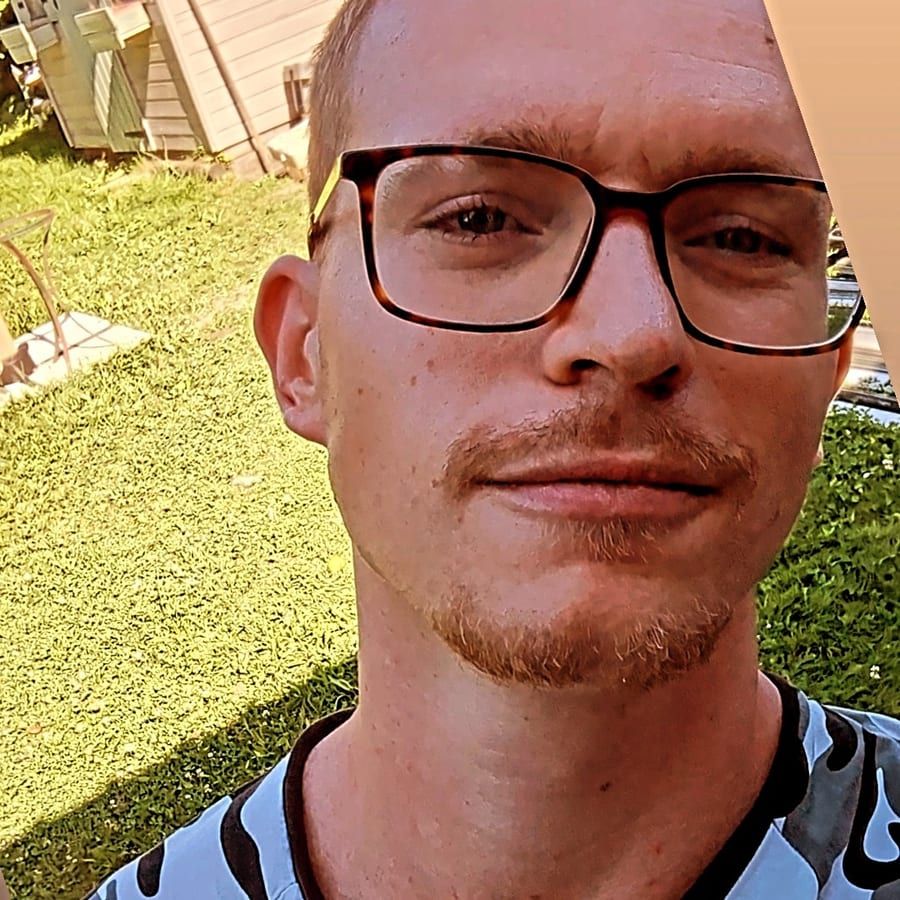 Profil de Loïk, 45 ans, Gay club à Hauptikon (Zurich)