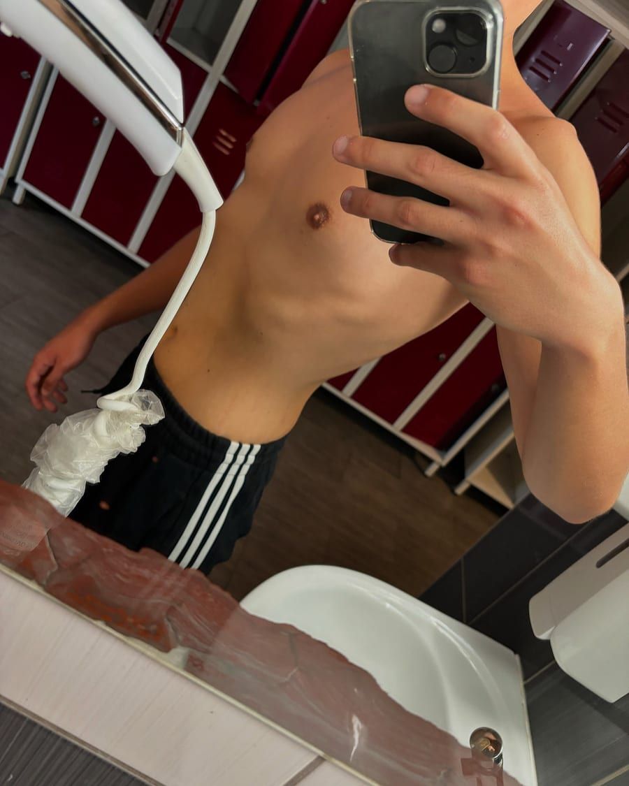 Thanusan - Gay club à Messen Profil de Thanusan, 39 ans, Gay club à Messen (Berne)