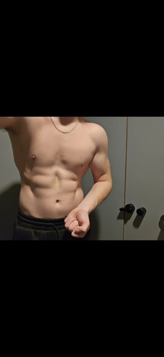 Profil de Arcade, 22 ans, Gay club à Züberwangen (Saint-Gall)