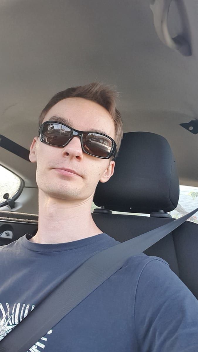 Profil de Akin, 28 ans, Gay club à Vezio (Tessin)