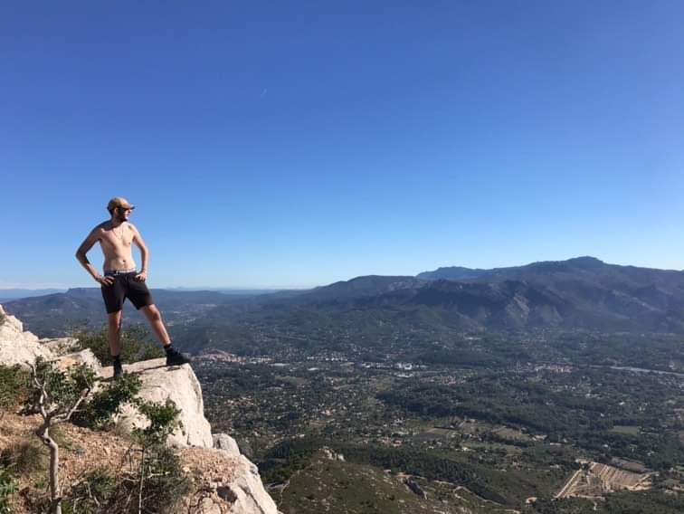 Cleante - Gay club à Zizers Profil de Cleante, 42 ans, Gay club à Zizers (Grisons)