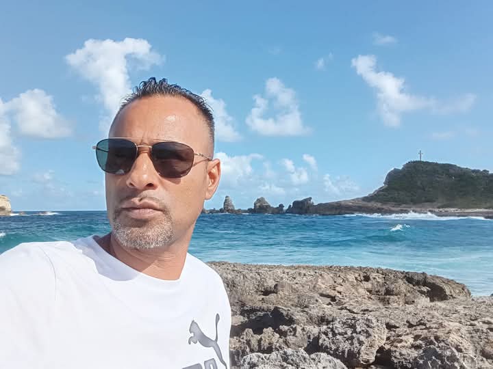 Profil de Badyss, 30 ans, Gay club à Wuppenau (Saint-Gall)