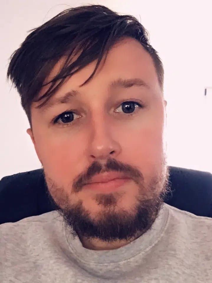 Profil de Loury, 24 ans, Gay club à Mülligen (Argovie)