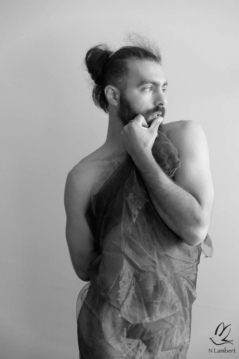 Profil de Kamyl, 23 ans, Gay club à Vezia (Tessin)