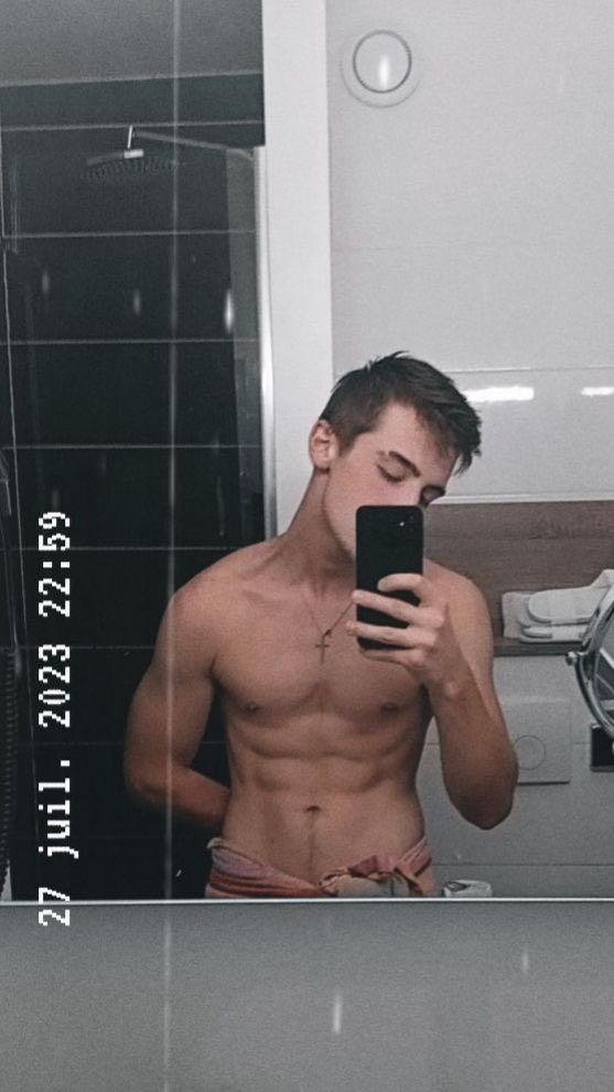 Profil de Tibère, 36 ans, Gay club à Saas im Prättigau (Grisons)