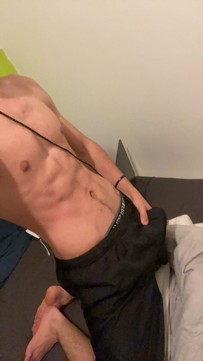 Profil de Dyclan, 31 ans, Gay club à Vellerat (Jura)