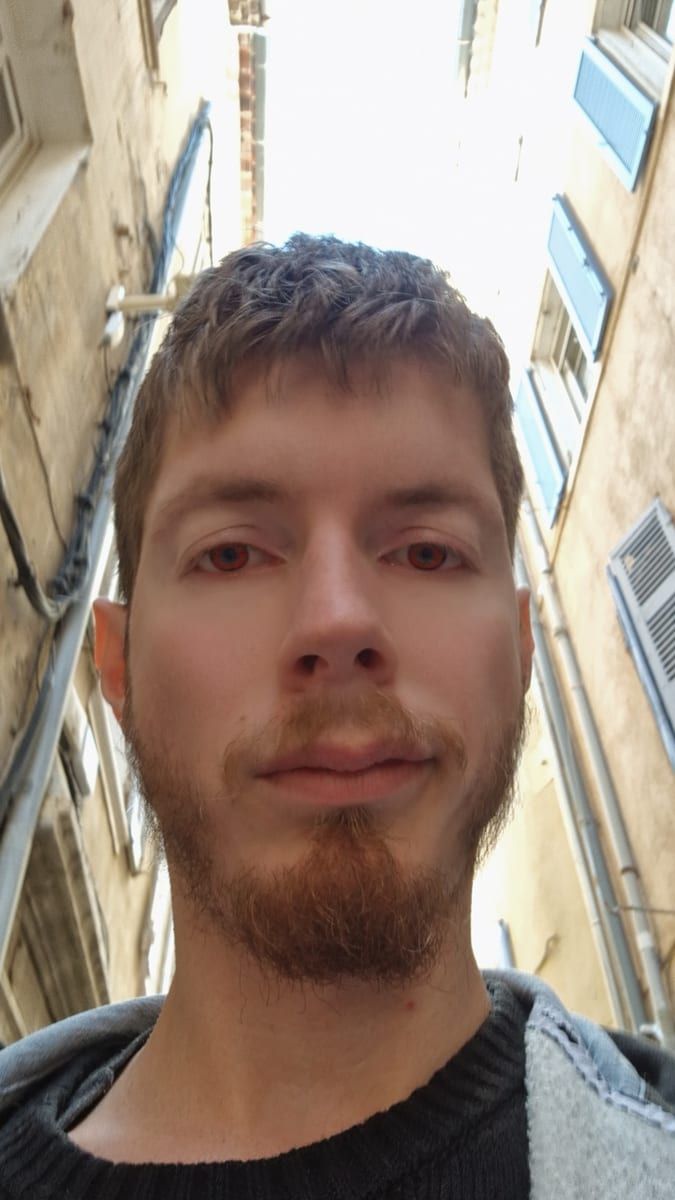 Profil de Andoni, 24 ans, Gay club à Vezio (Tessin)