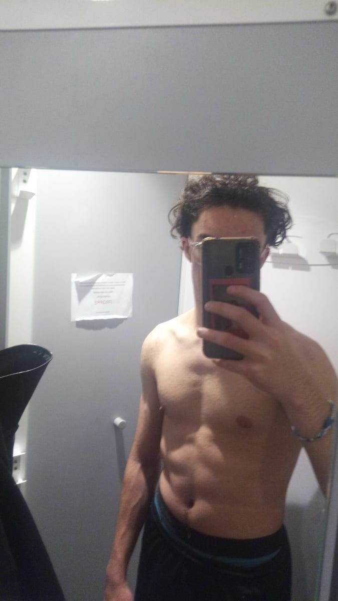 Profil de Elhad, 35 ans, Gay club à Wasserauen (Appenzell Rhodes-Intérieures)