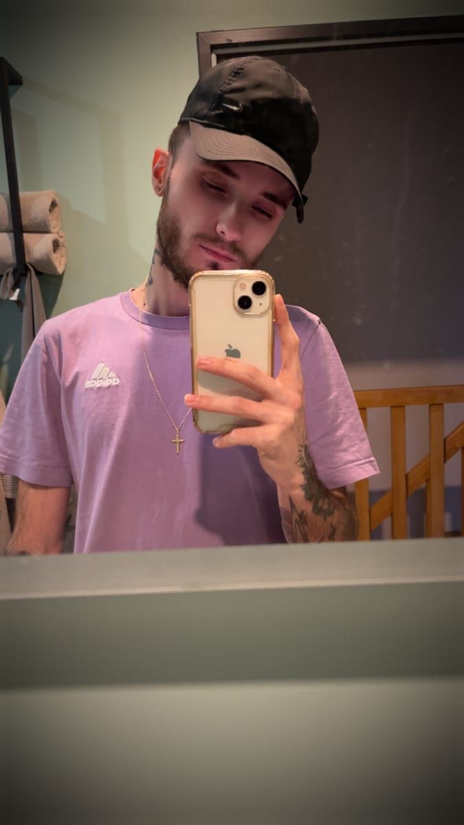 Profil de Ewald, 27 ans, Gay club à Kaiserstuhl AG (Argovie)