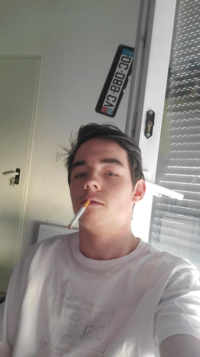 Profil de Djeson, 37 ans, Gay club à Uttwil (Thurgovie)