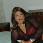 Profil de Elynne, 36 ans, Gay club à Valchava (Grisons)
